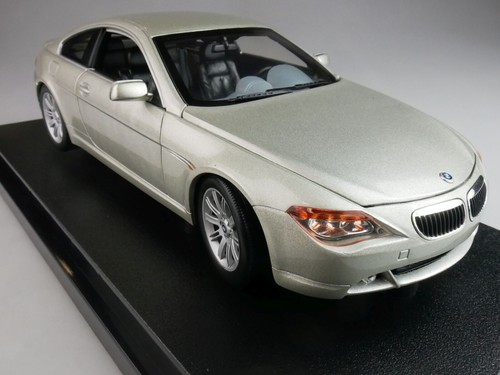 Bmw 645ci hotwheels - 1/18, b3243